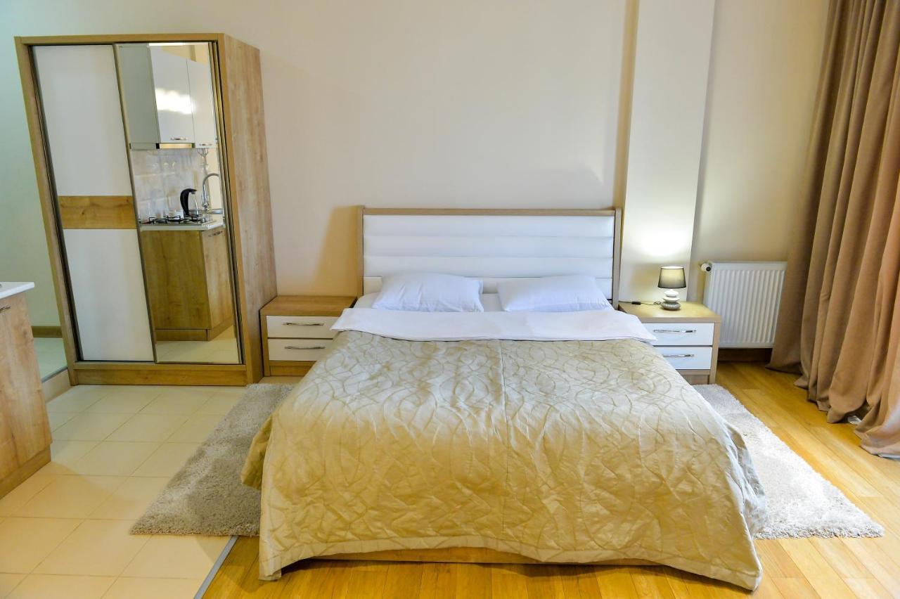 Happy Stay Hotel Кутаїсі Екстер'єр фото