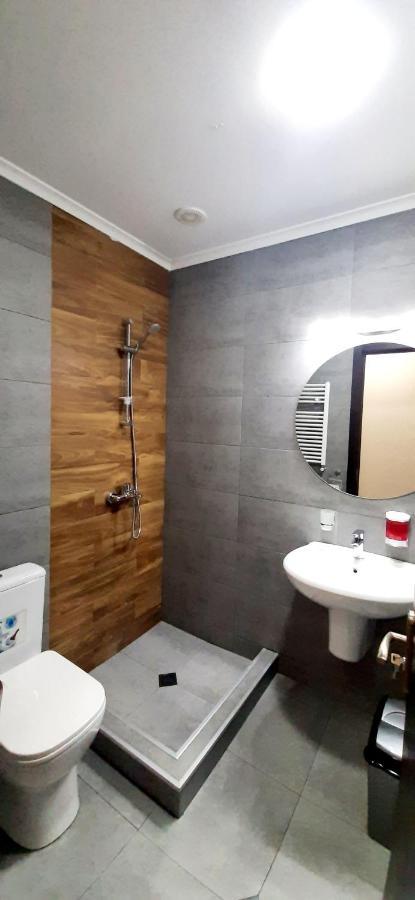 Happy Stay Hotel Кутаїсі Екстер'єр фото