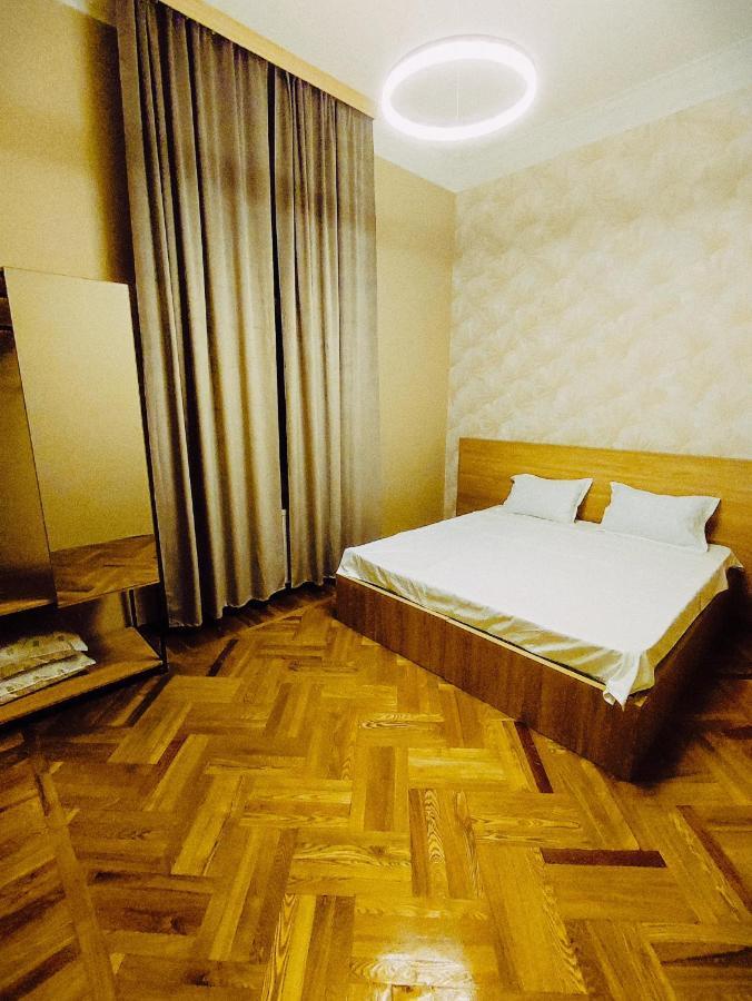 Happy Stay Hotel Кутаїсі Екстер'єр фото
