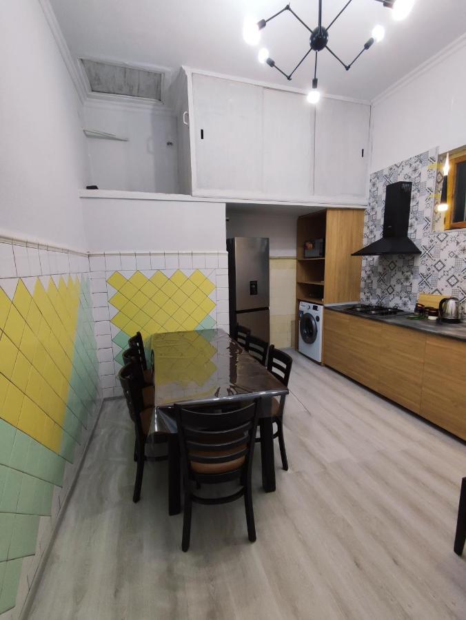 Happy Stay Hotel Кутаїсі Екстер'єр фото